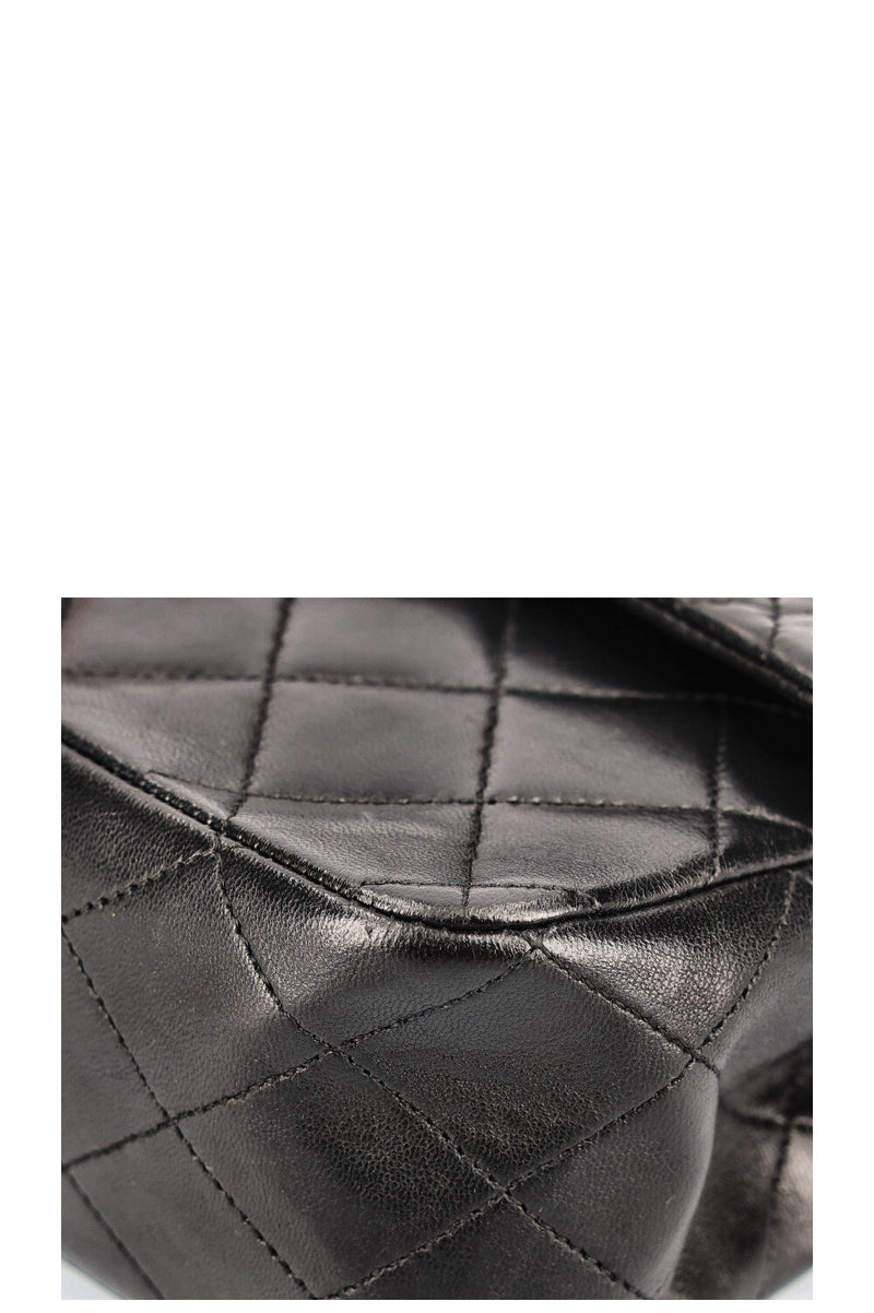 CHANEL Vintage Double Flap Bag Medium Black