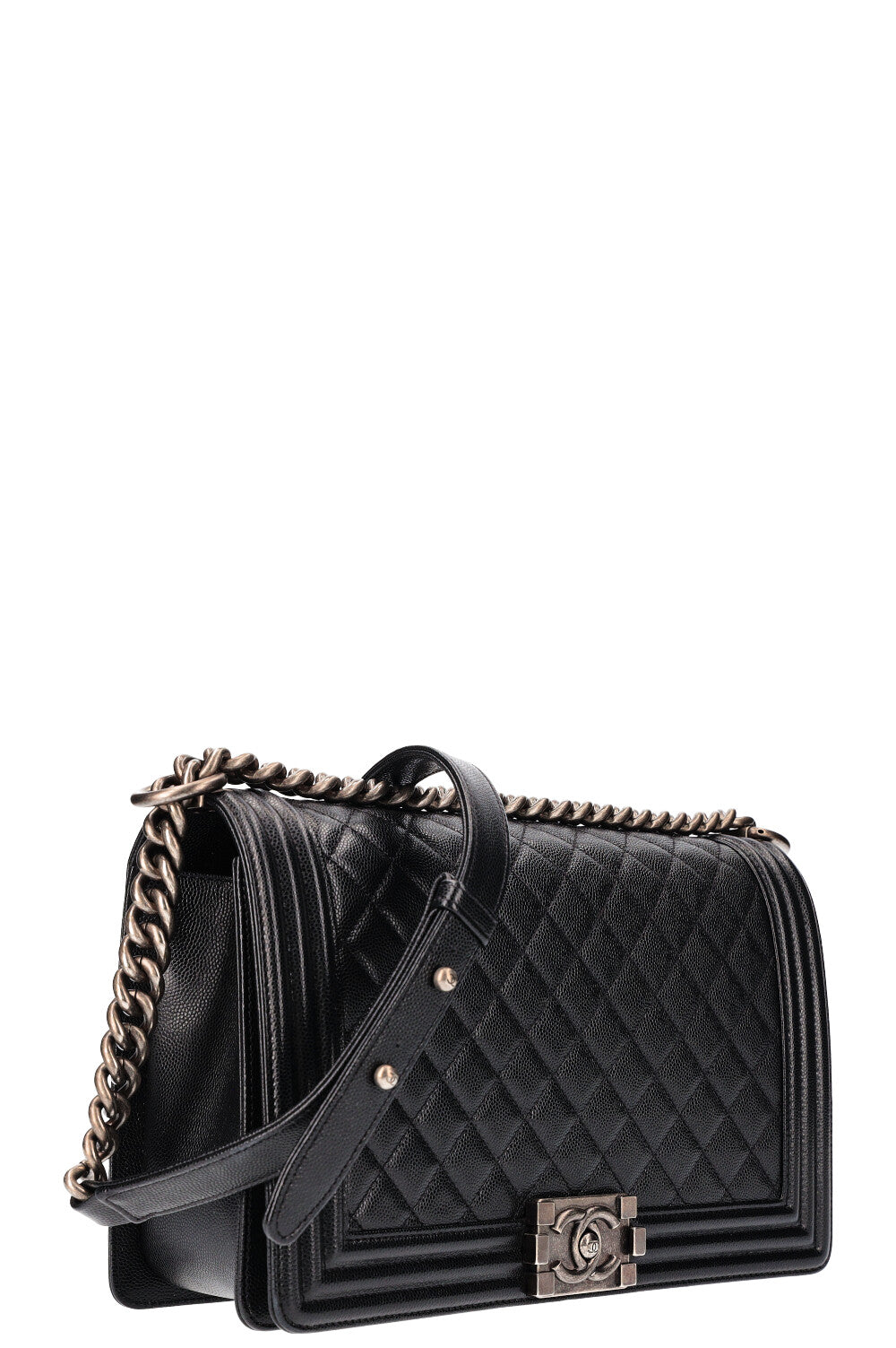 Chanel boy hotsell black caviar
