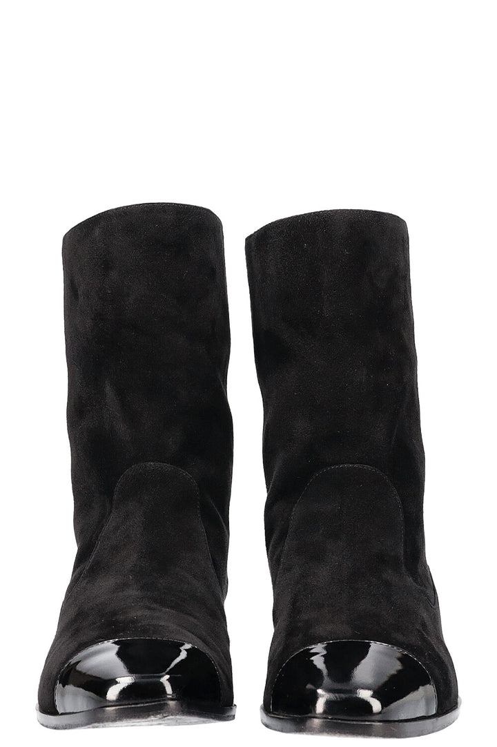 CHANEL Bottes Cap Toe Daim Noir