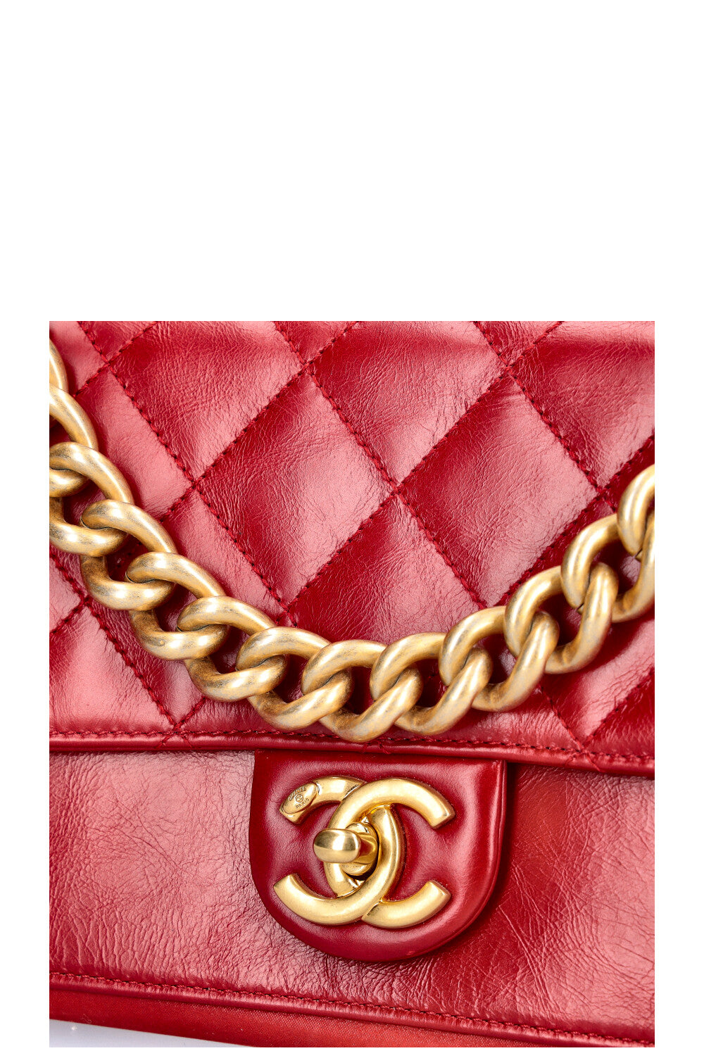 CHANEL Paris Cosmopolite Bag Small Red