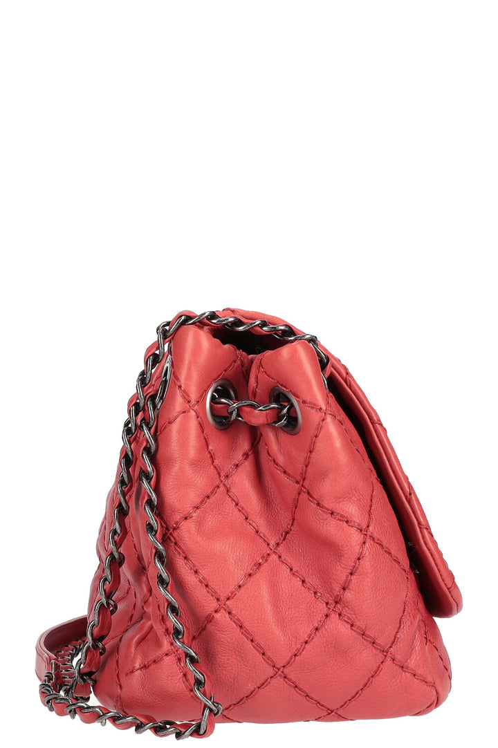 CHANEL Sac Matelassé Cuir Rouge