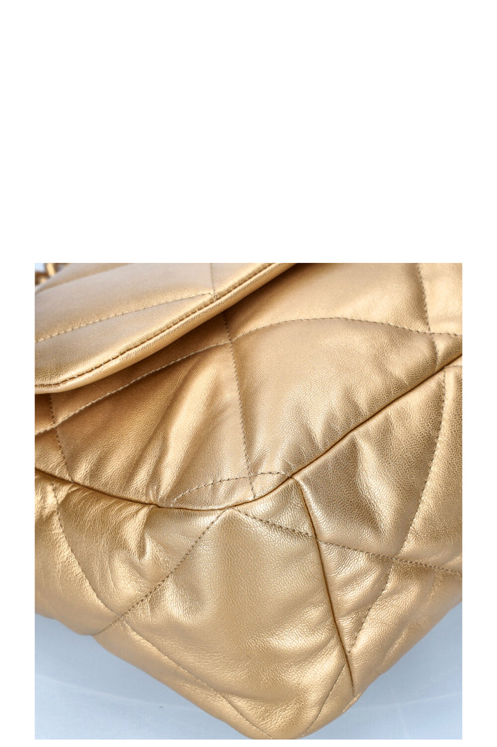 CHANEL 19 Bag Maxi Gold 2020