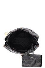 CHANEL 22 Bag Black