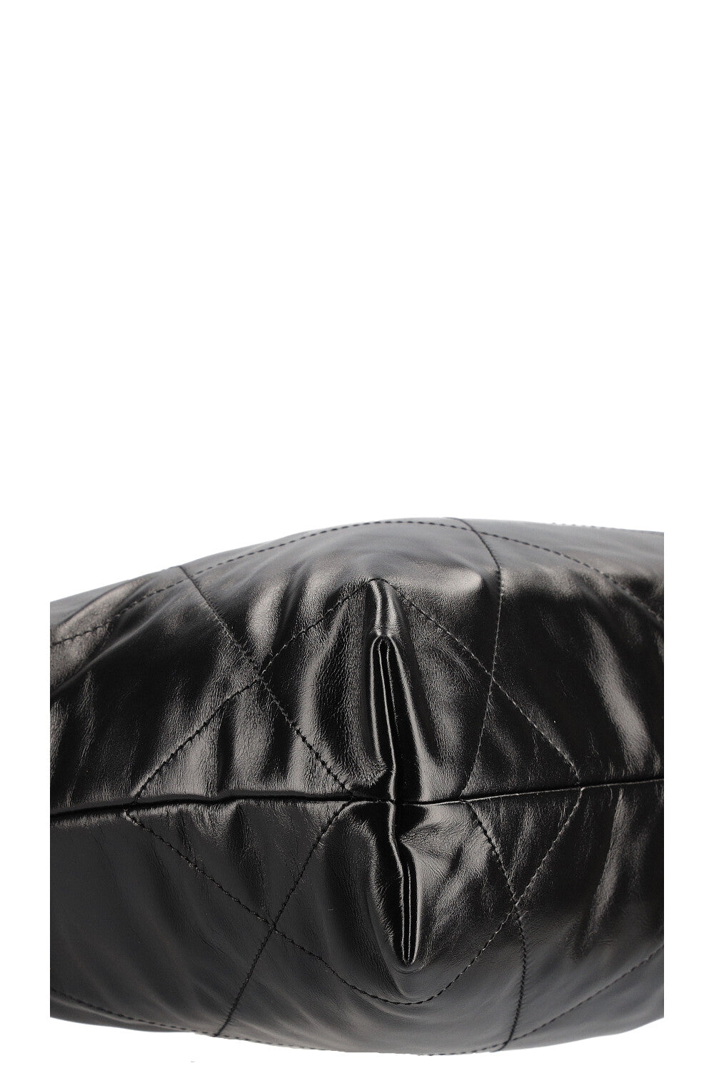 CHANEL 22 Bag Black