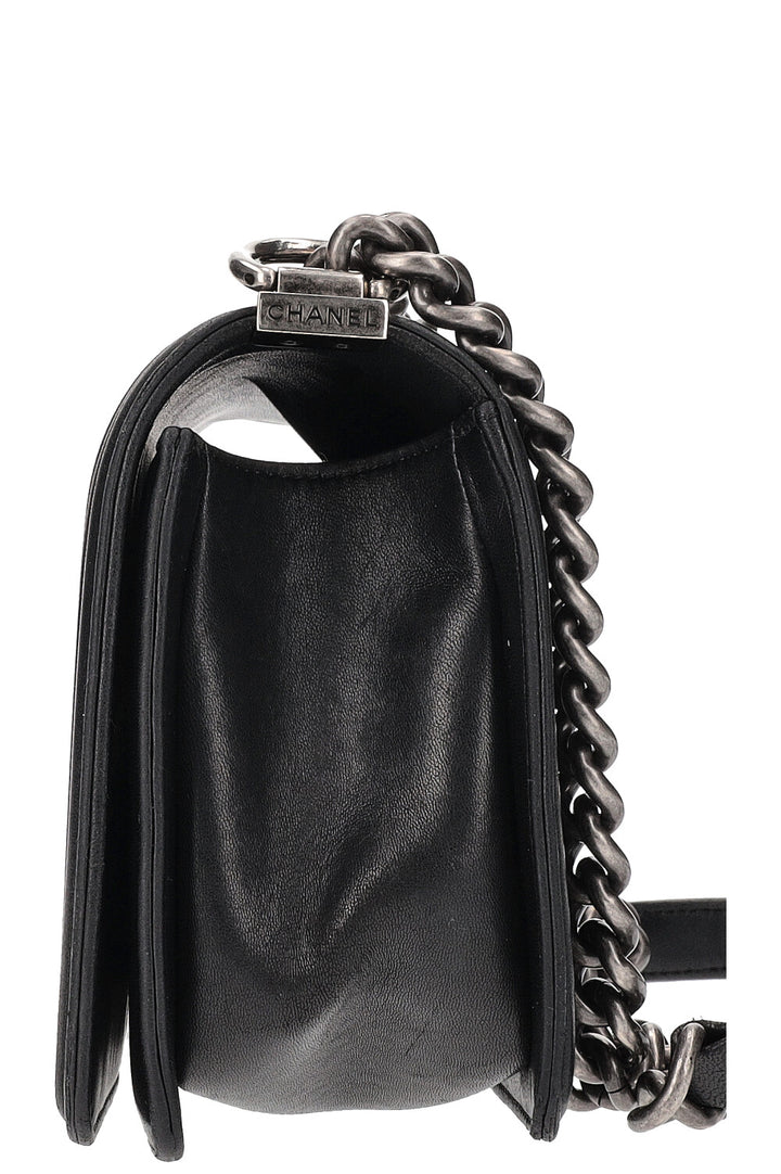 CHANEL Boy Bag Medium Black