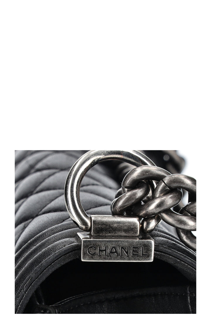 CHANEL Boy Bag Medium Black