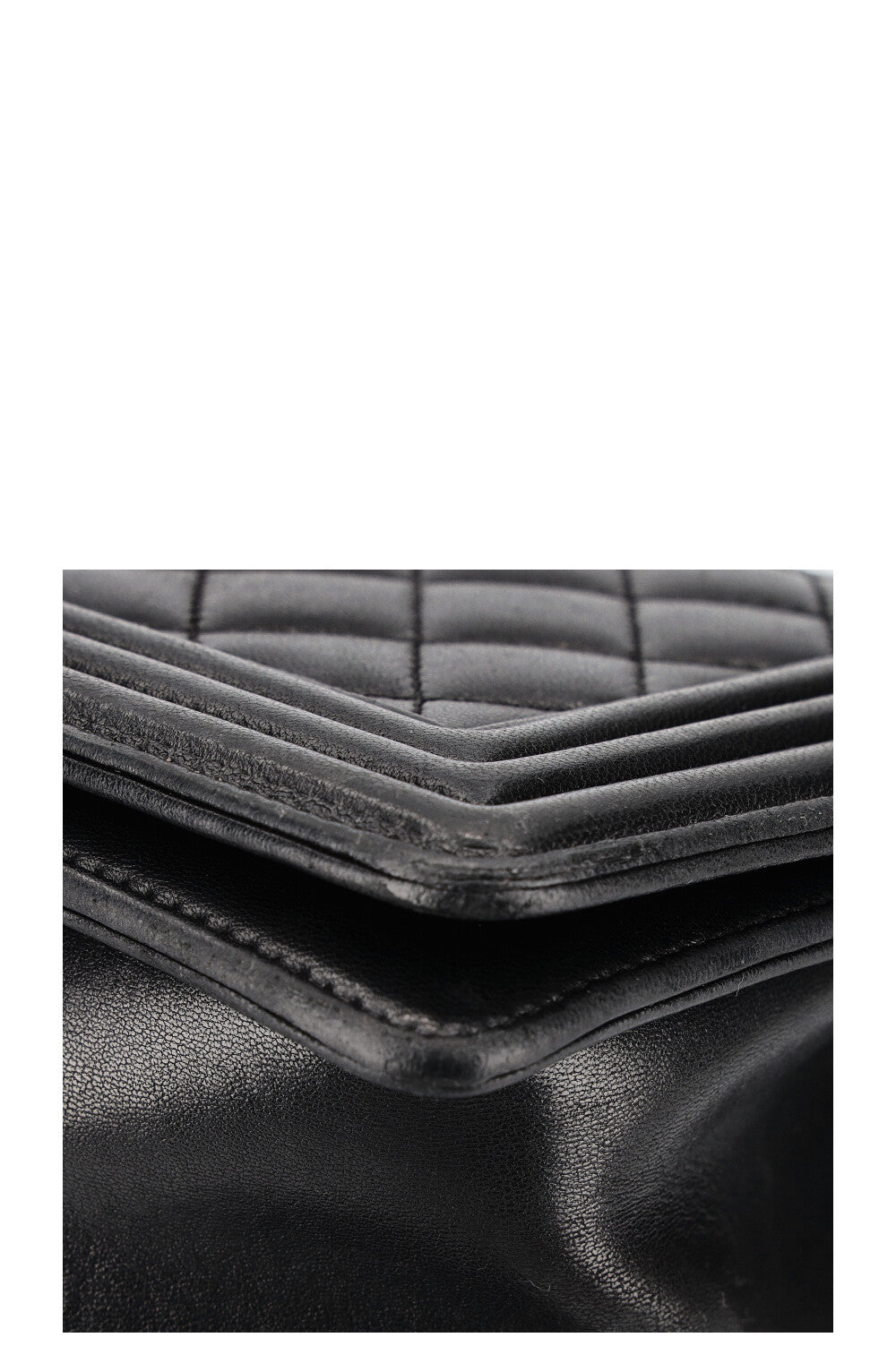 CHANEL Boy Bag Medium Black