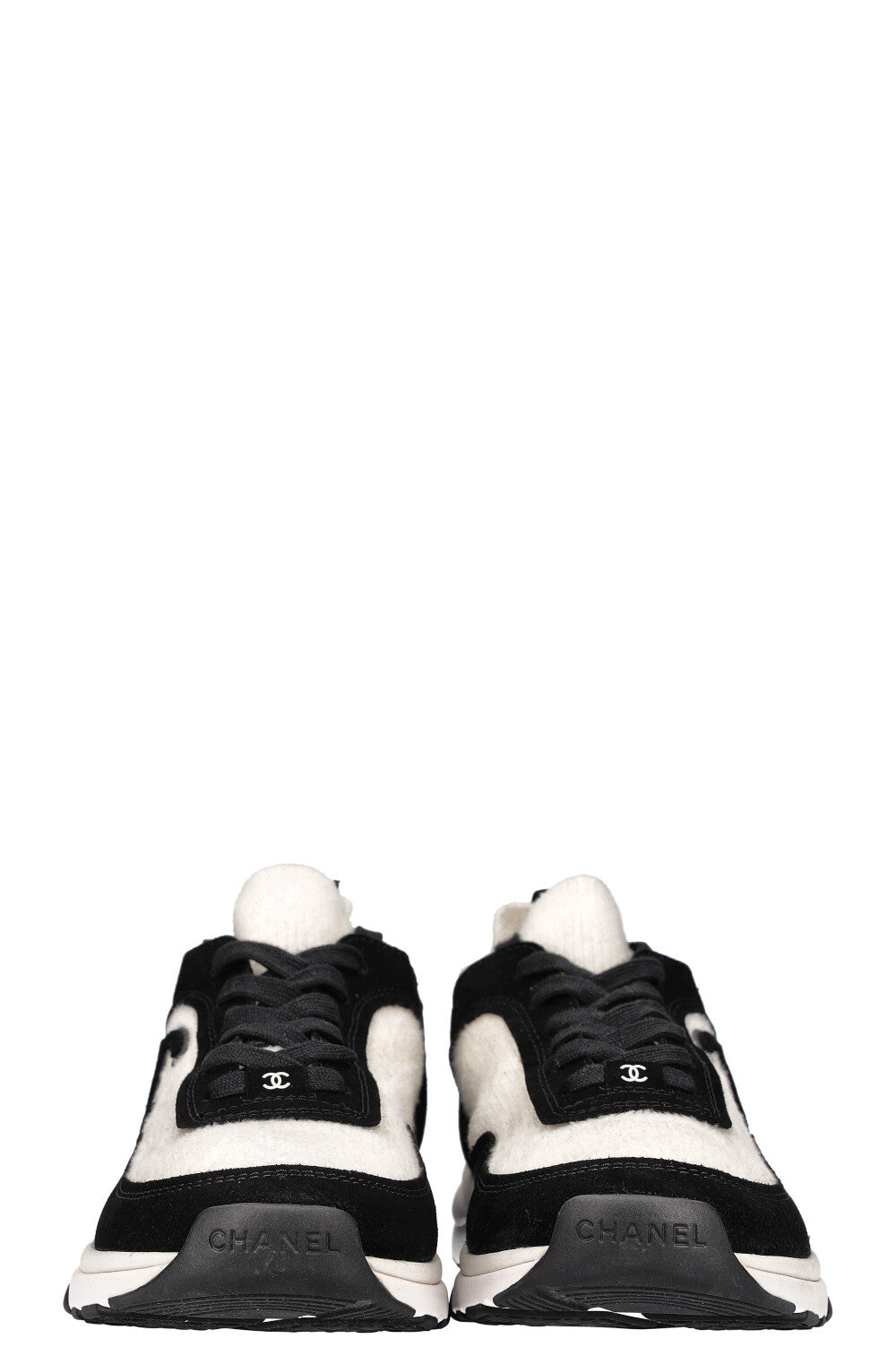 CHANEL Sneakers Black & White