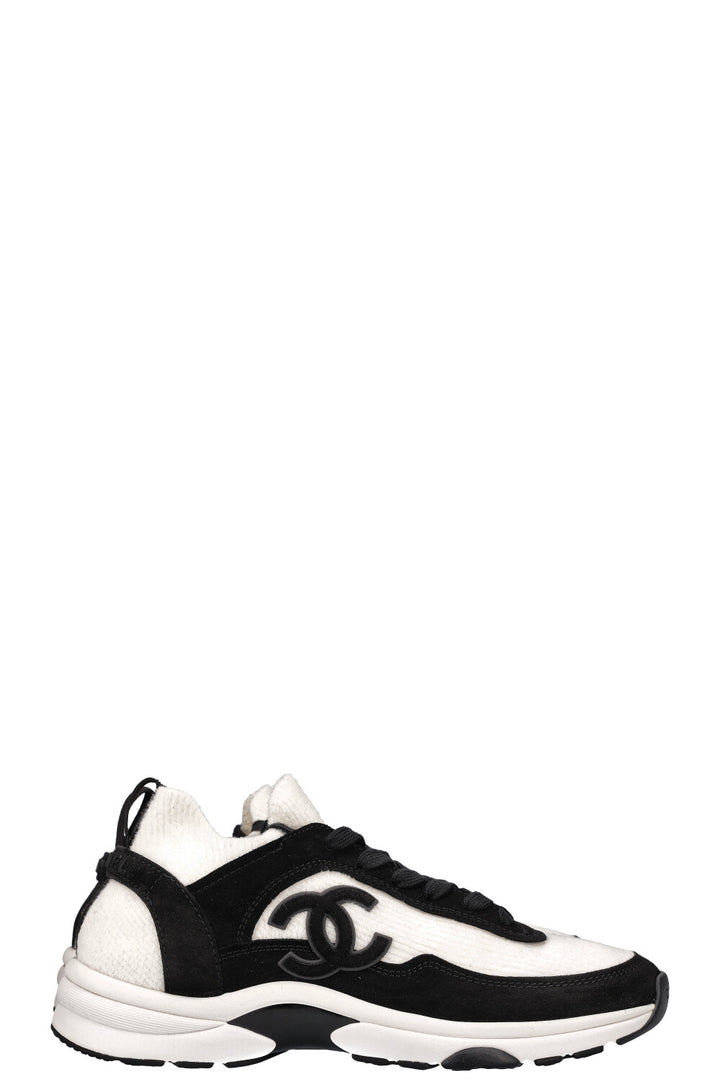 CHANEL Sneakers Black & White