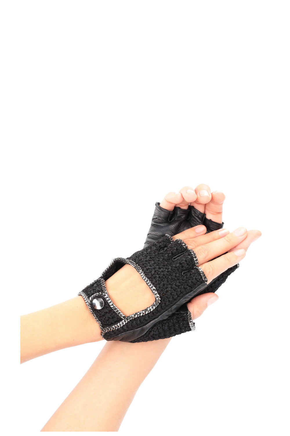 CHANEL Gloves Knit and Chain Black