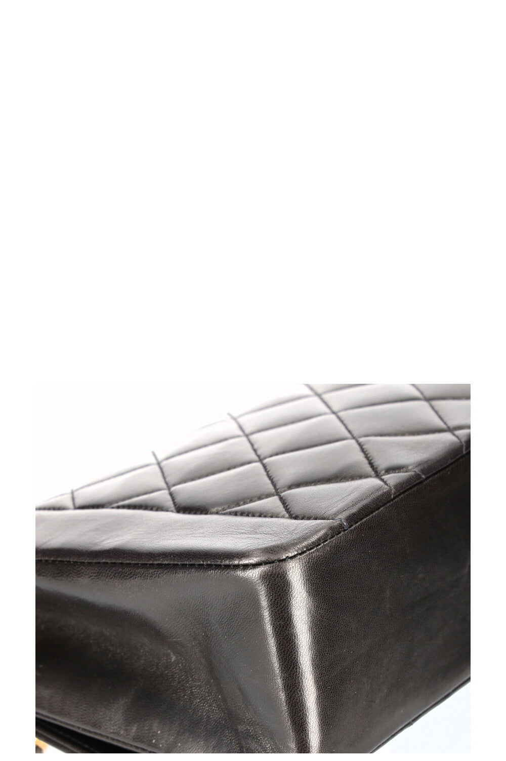 CHANEL Vintage Diana Flap Bag Medium