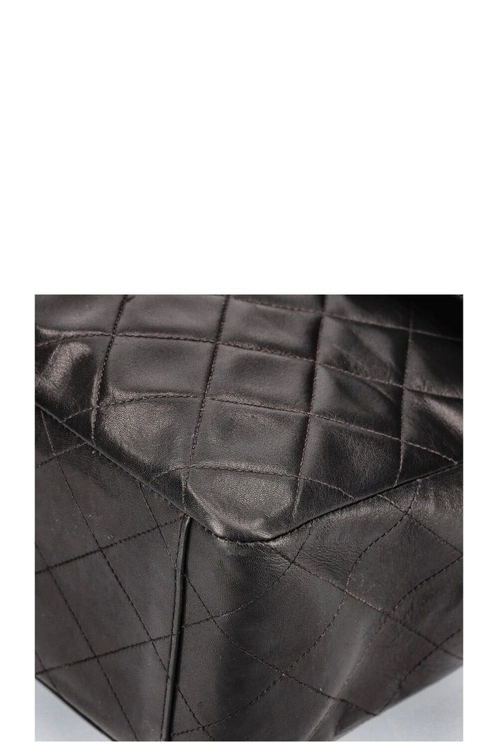 CHANEL Vintage Maxi Single Flap Bag Black
