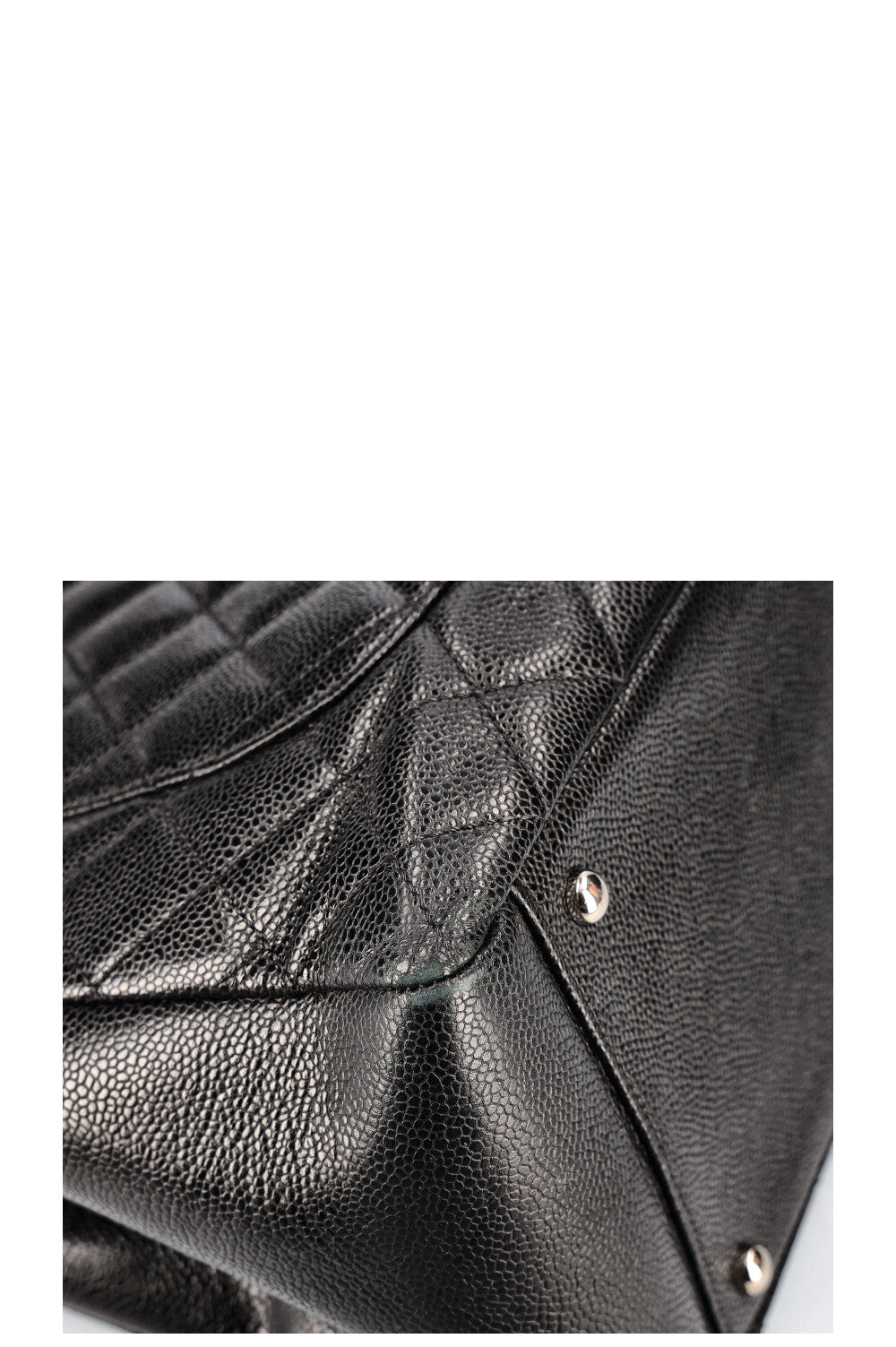 CHANEL GST XL Noir Caviar