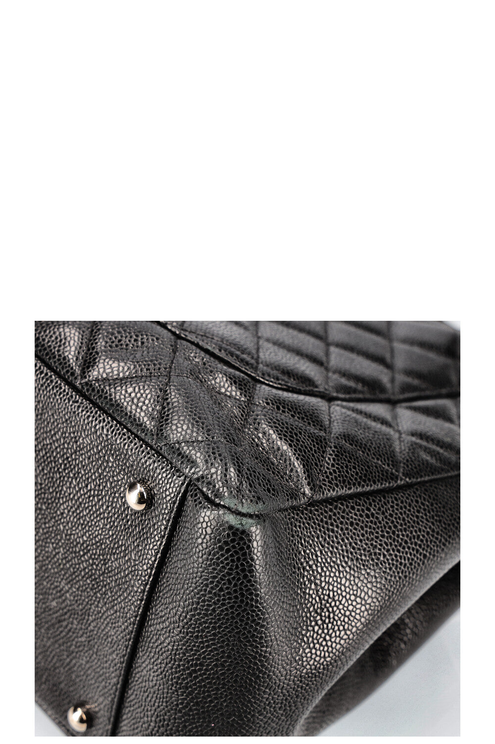 CHANEL GST XL Noir Caviar