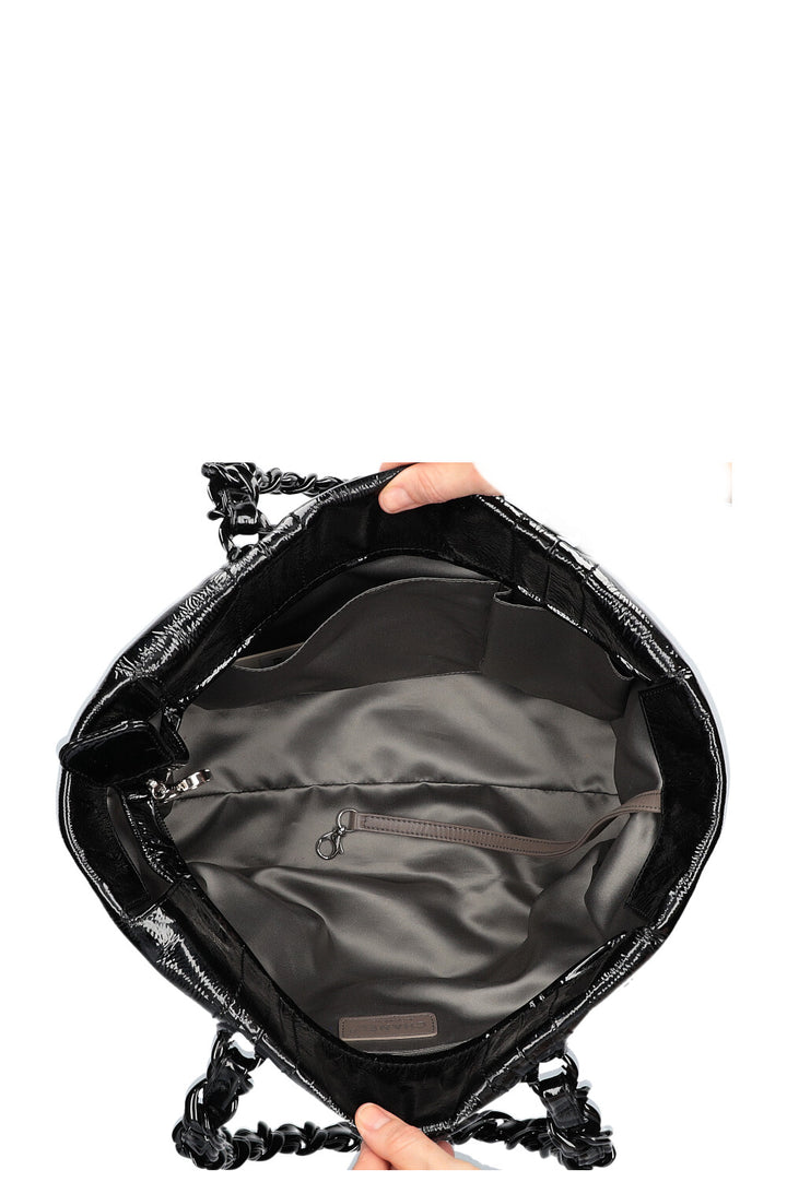 CHANEL Modern Chain Tote Patent Black