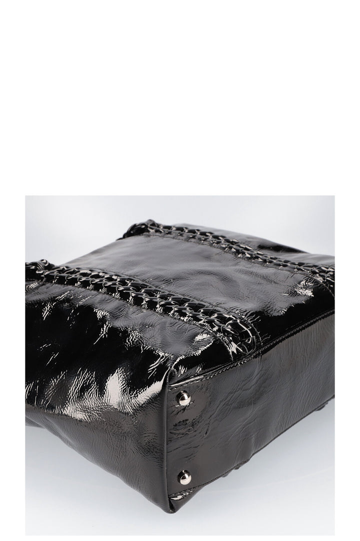 CHANEL Modern Chain Tote Patent Black