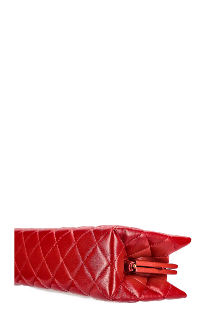 CHANEL Clutch Quilted Red