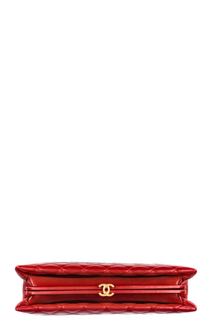 CHANEL Clutch Quilted Red