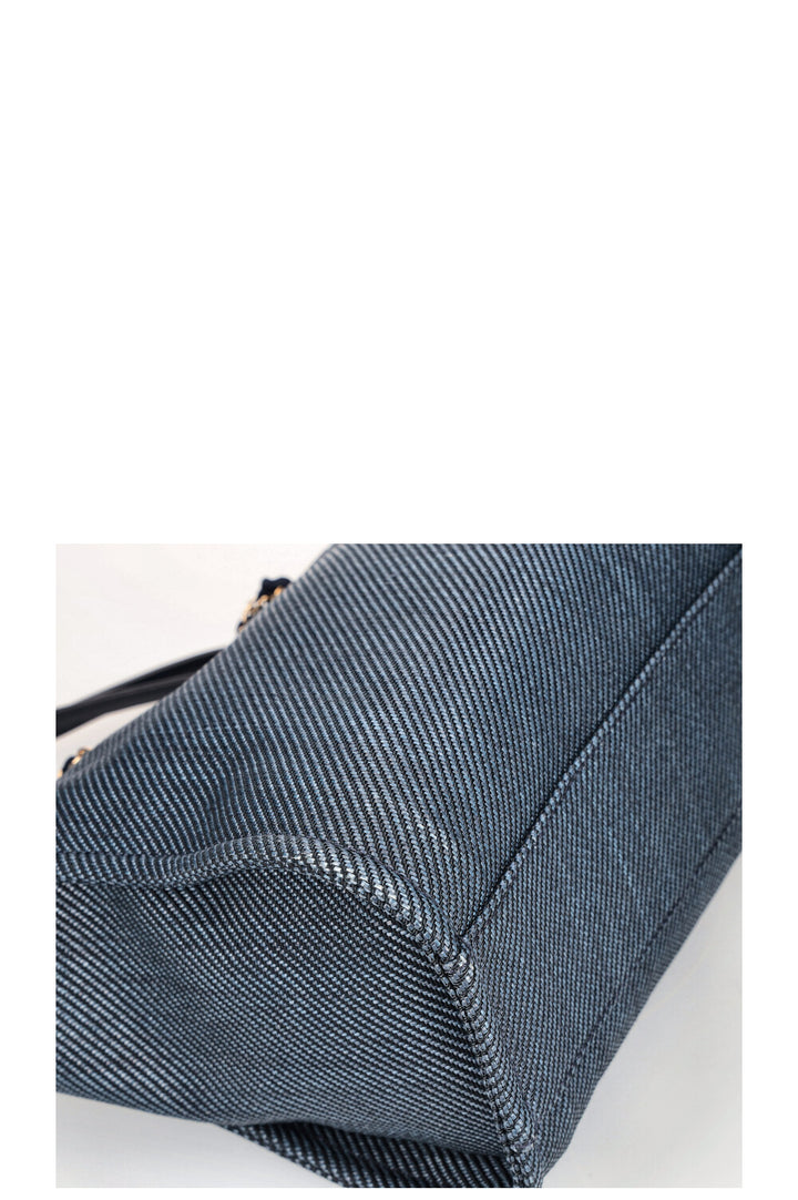 CHANEL Deauville Small Blue 2020