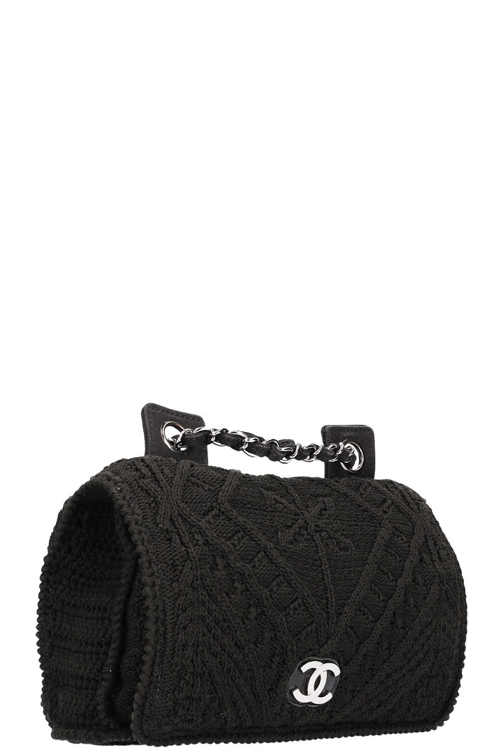 CHANEL Crochet Flap Bag