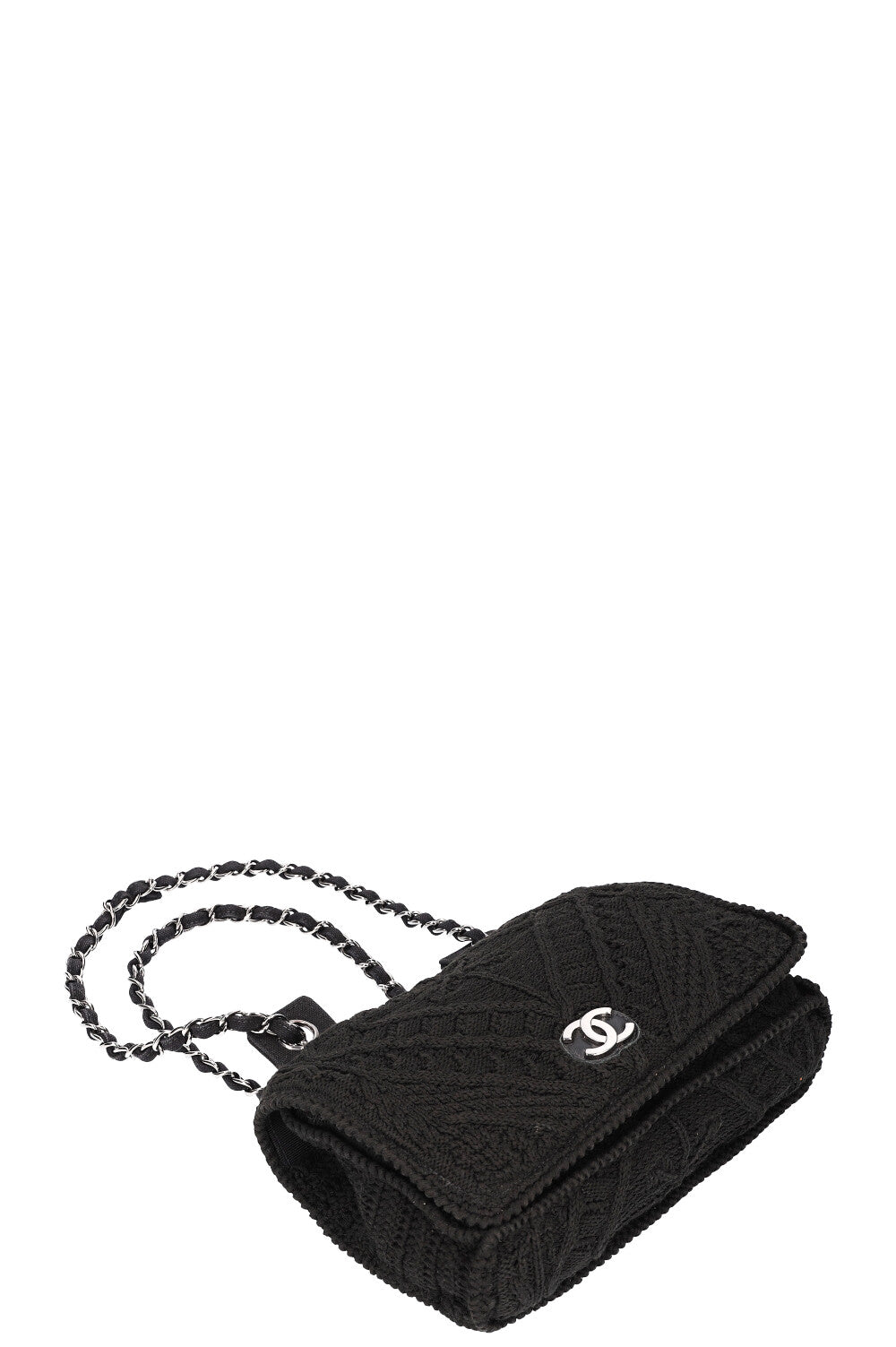 Chanel crochet flap bag store
