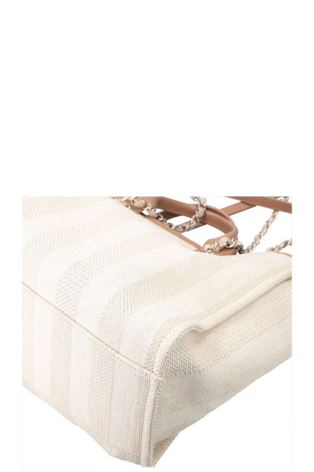 CHANEL Deauville Bag Medium Raffia Beige