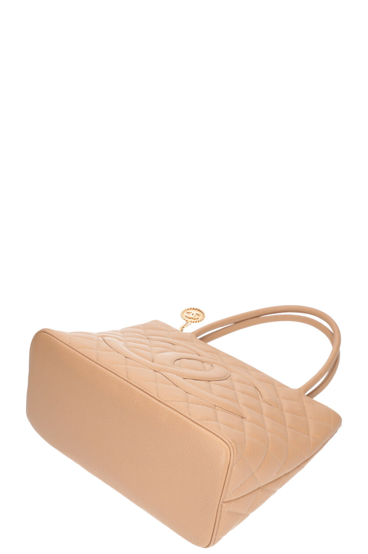 CHANEL Medaillion Tote Caviar Beige Jumbo