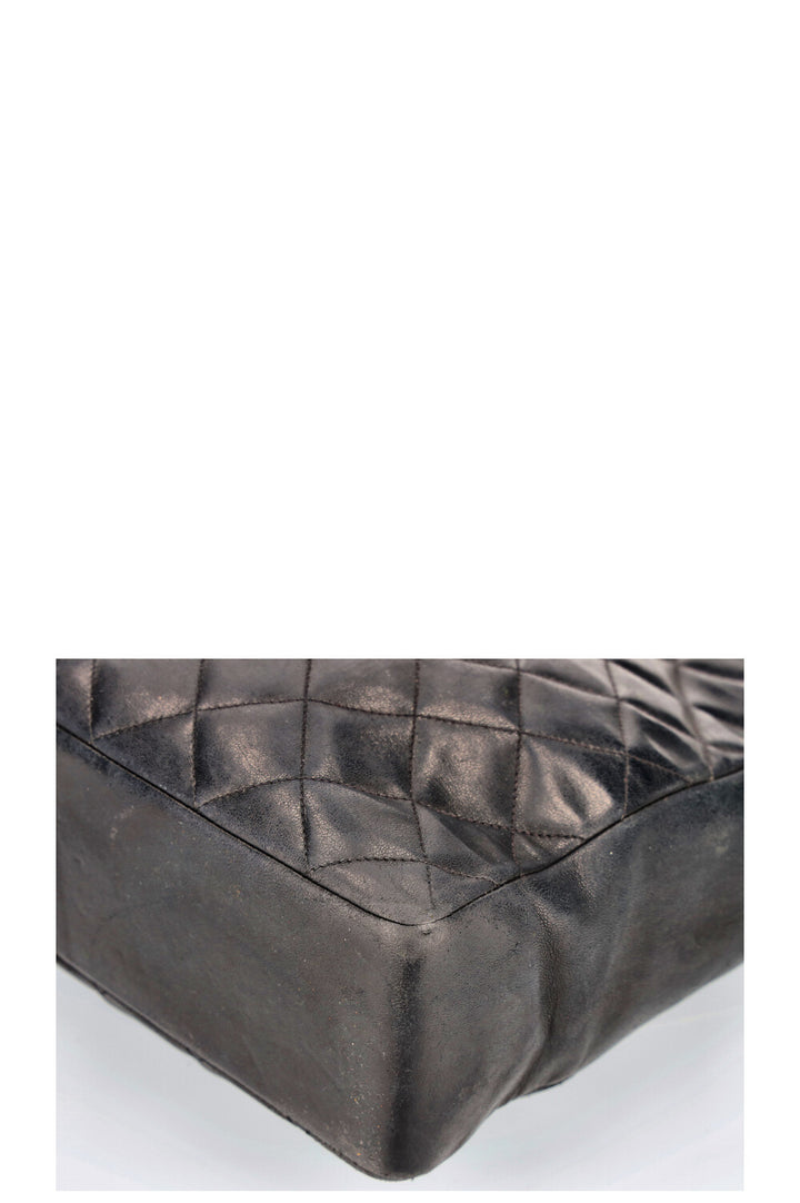 CHANEL Vintage Quilted Shopper 1986-88