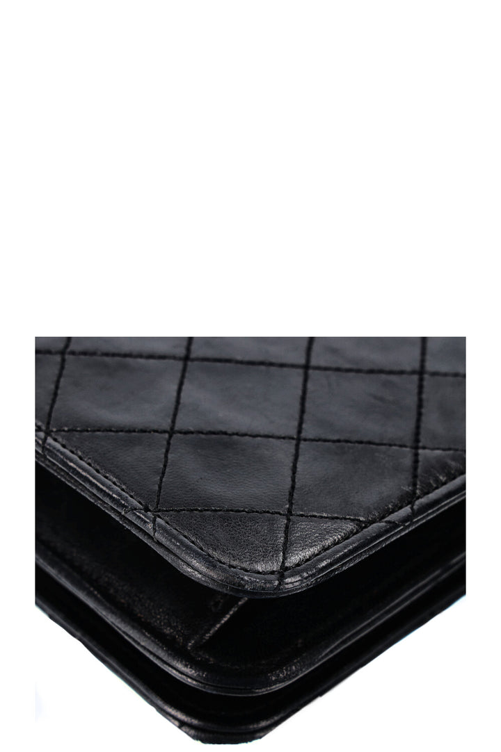 CHANEL Vintage Mini sac à rabat complet Noir