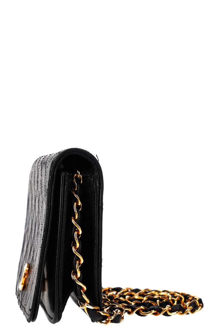 CHANEL Vintage Mini sac à rabat complet Noir
