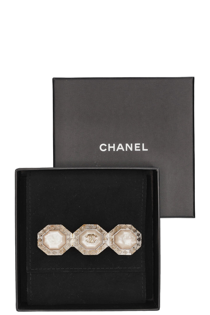 CHANEL Broche Octogone