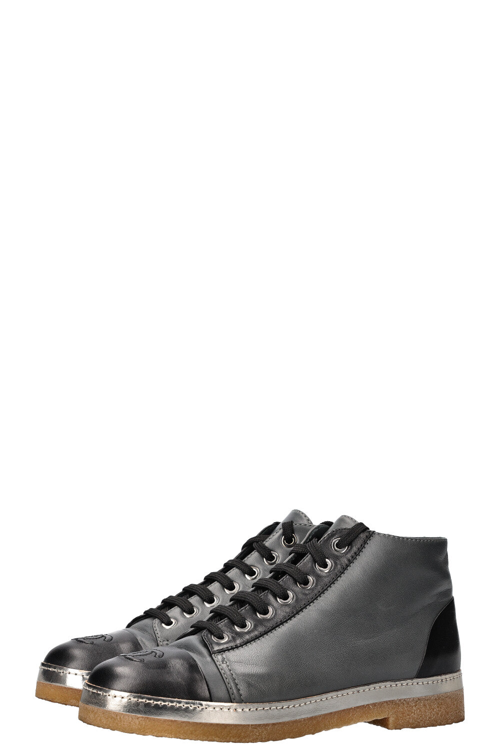 CHANEL Baskets Montantes Gris et Noir