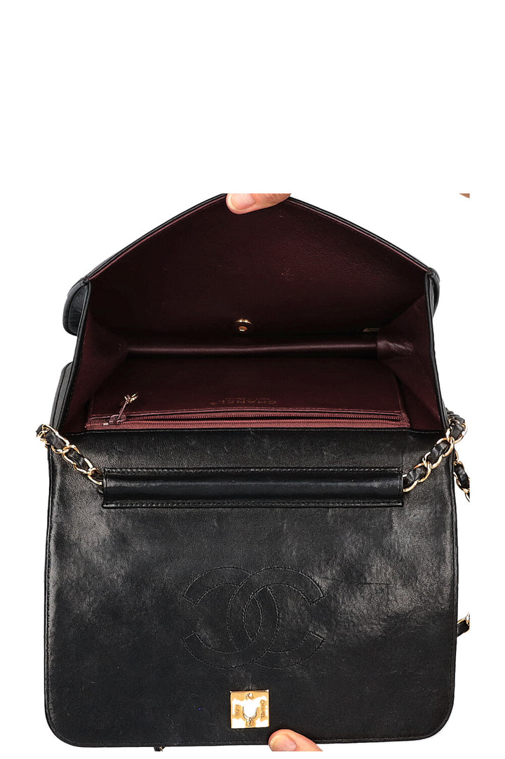 CHANEL Full Flap Bag Black