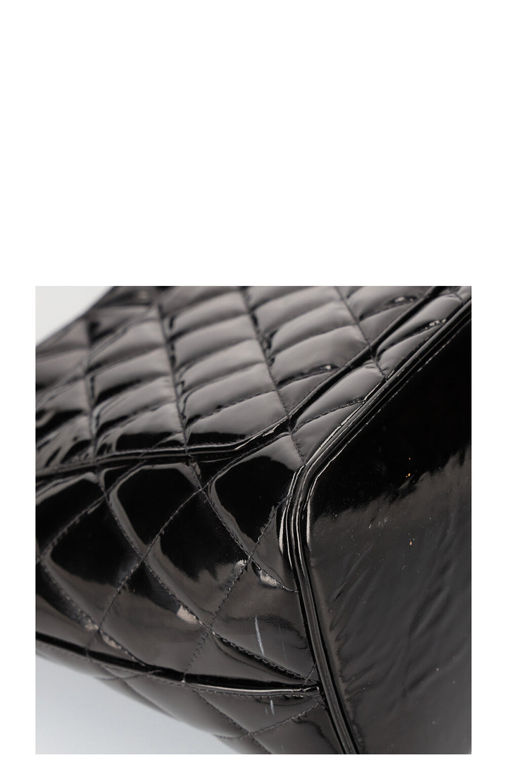 CHANEL Medaillon Tote Patent Black 2002