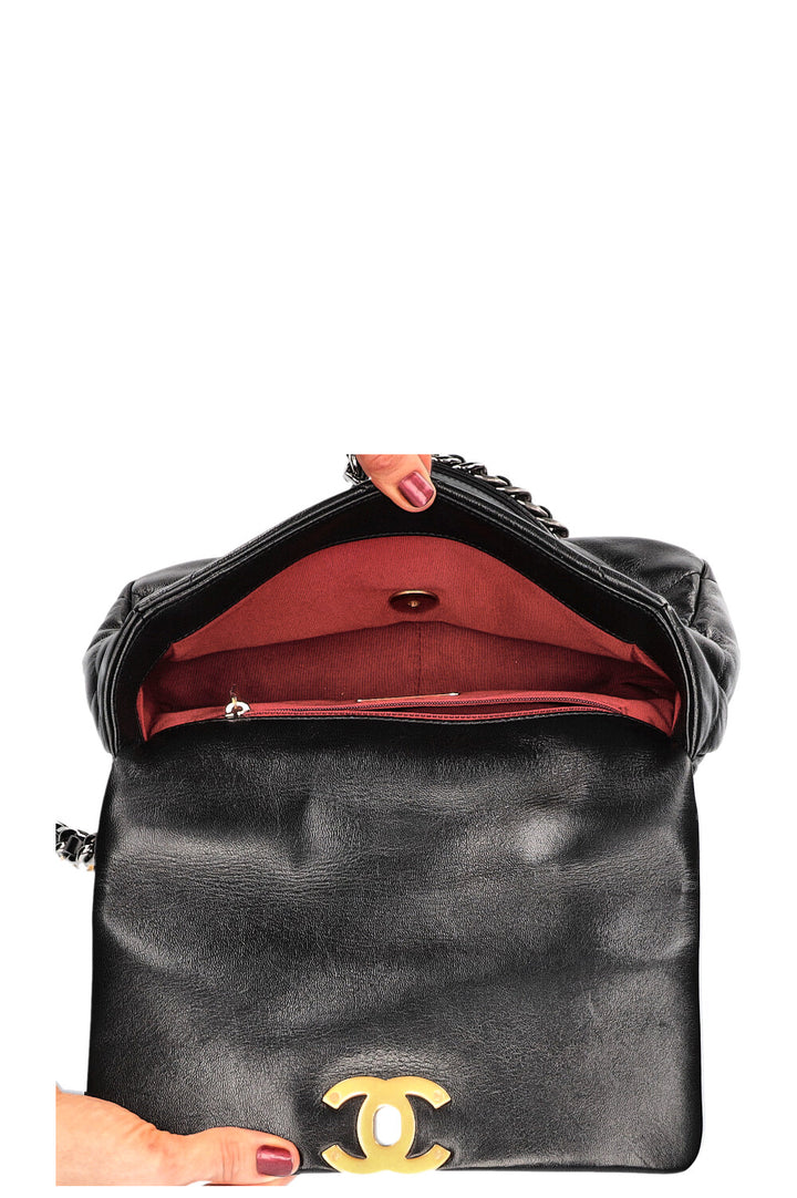 CHANEL Chanel 19 Noir