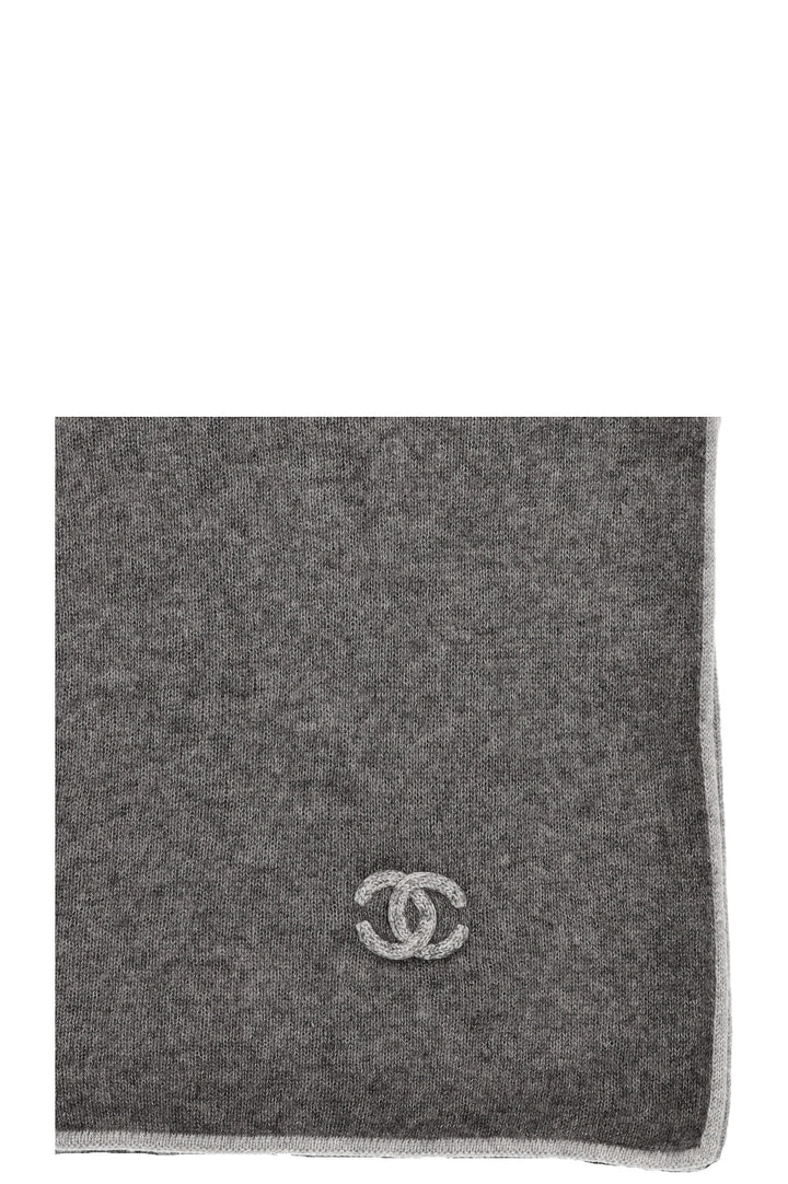 CHANEL Scarf Cashmere Grey