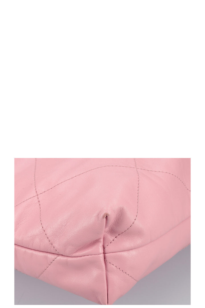 CHANEL 22 Bag Pink