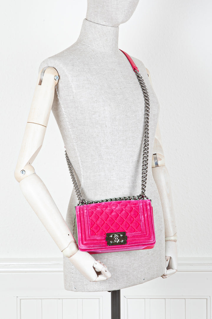 CHANEL Boy Bag Small Pink Velvet