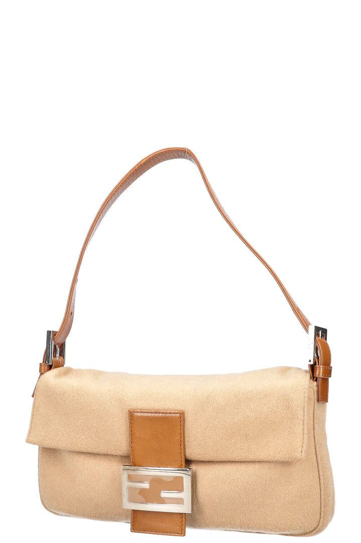 FENDI Baguette Bag Beige