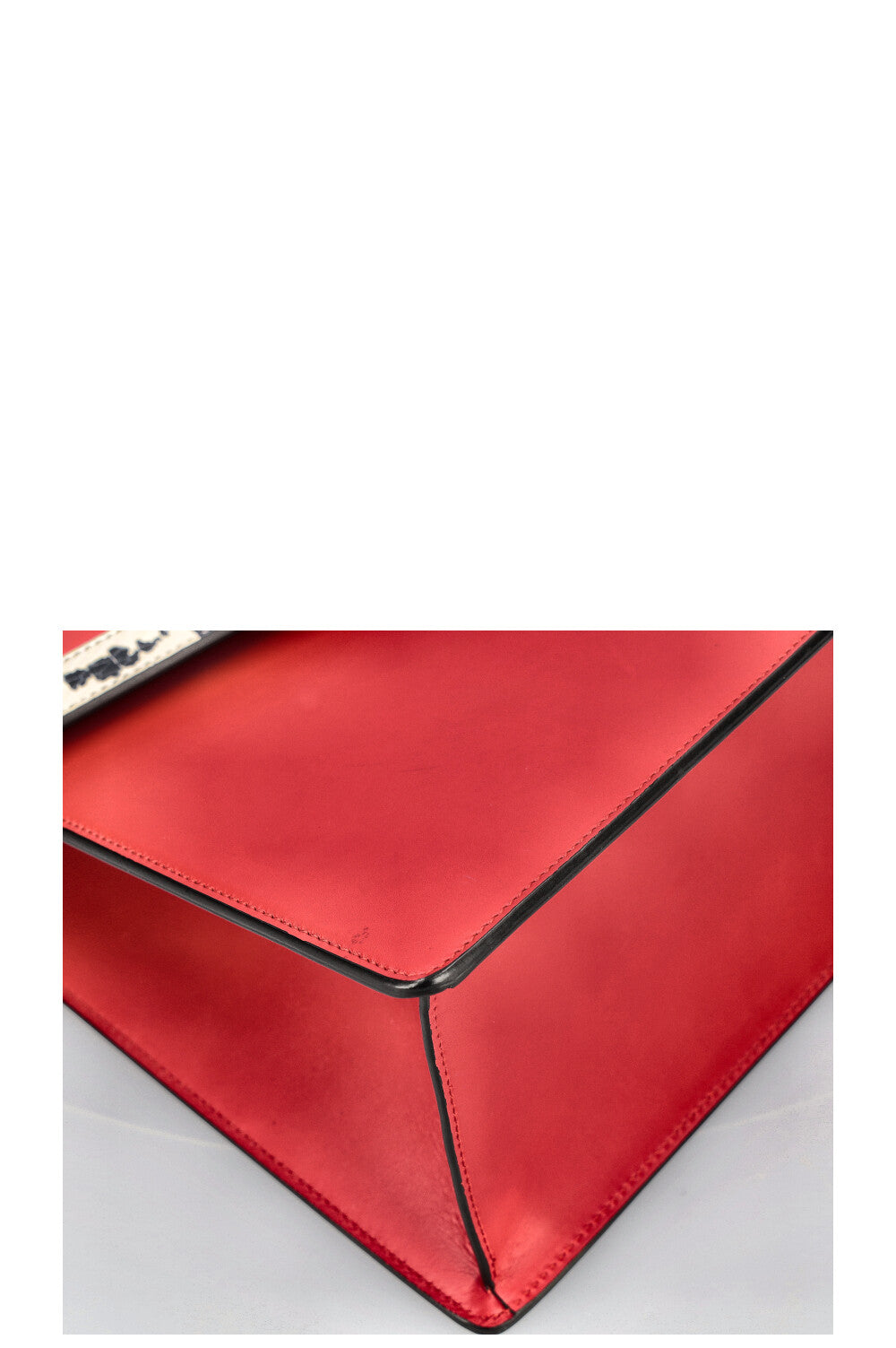 GUCCI Lilith Top Handle Bag Phyton Red