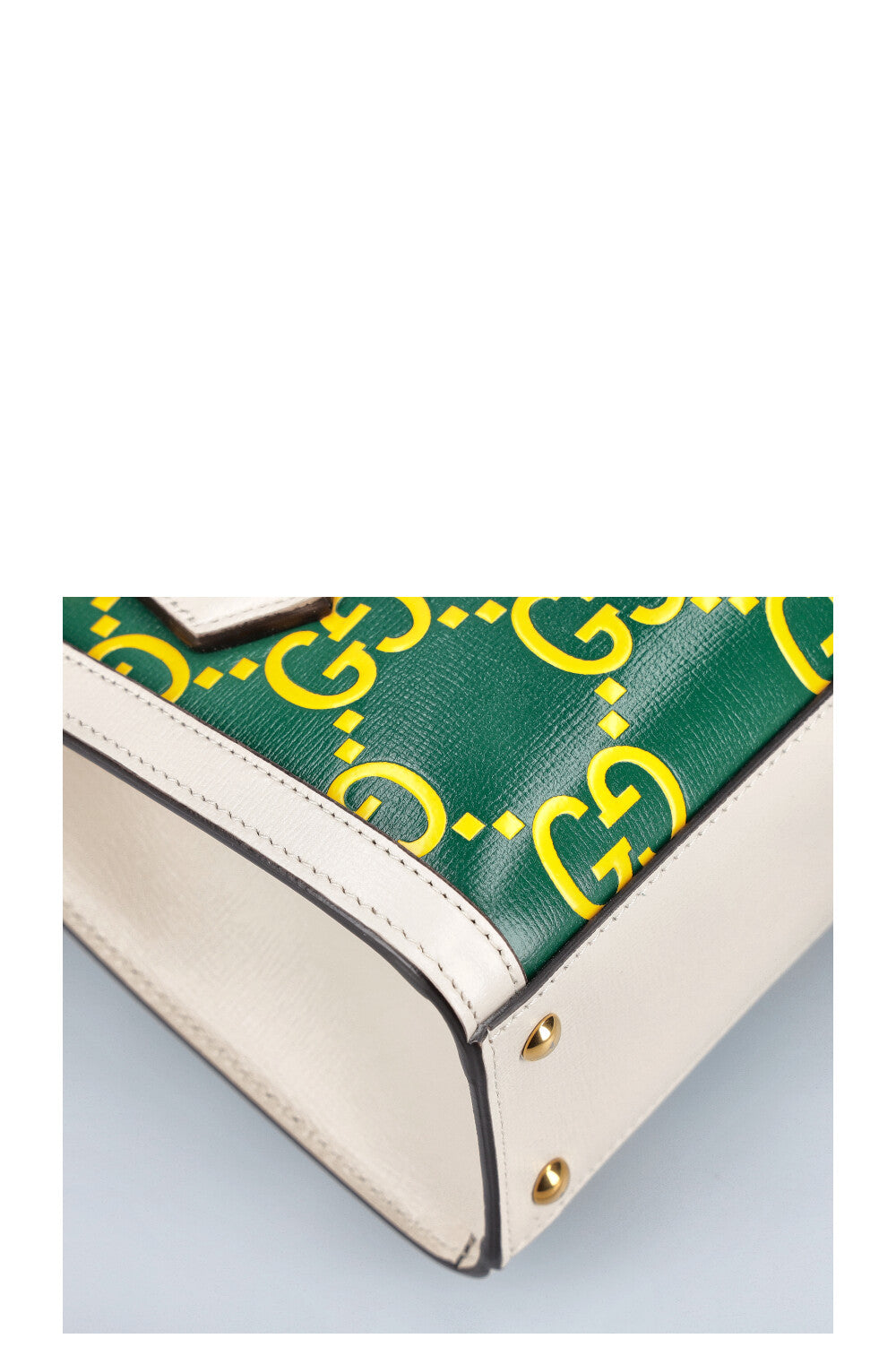GUCCI Diana Bag Mini