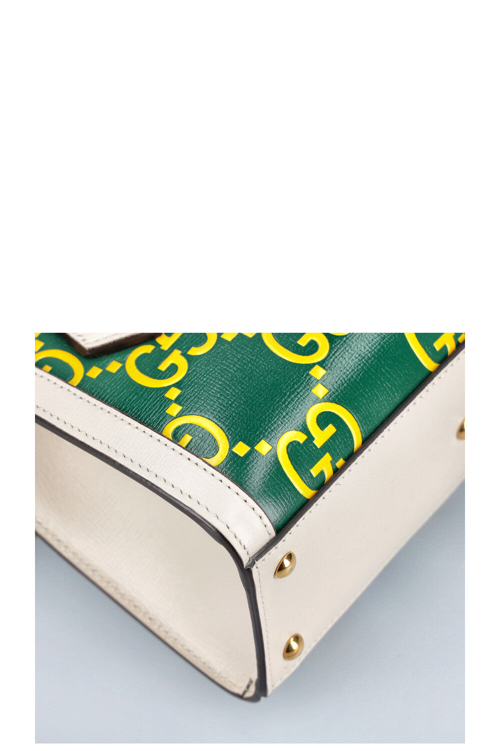 GUCCI Diana Bag Mini