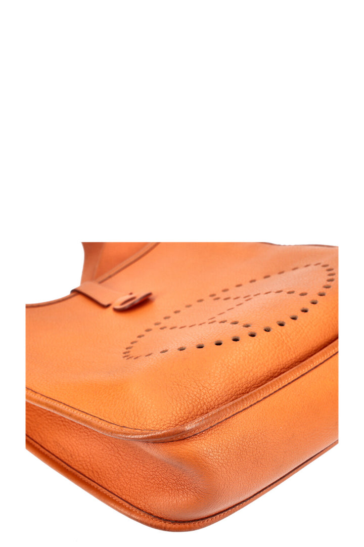 HERMÈS Evelyne GM Clemence Orange