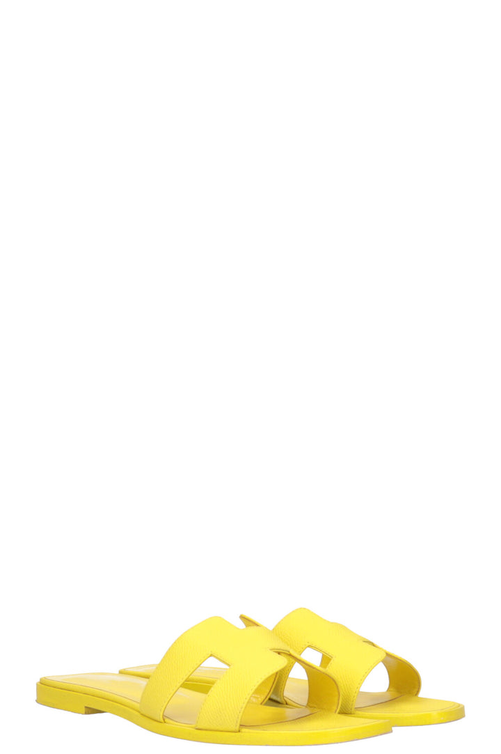 HERMES Oran Flats