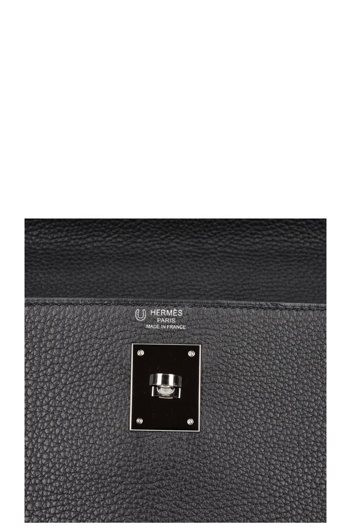 HERMÈS Horseshoe Kelly 28 Togo