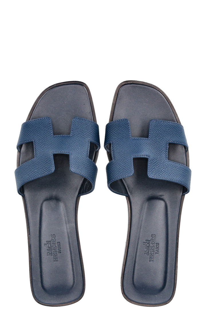 HERMÈS Oran Flats Epsom Navy