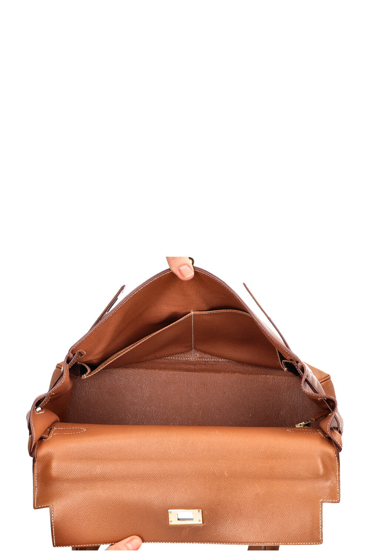 HERMÈS Kelly 35 Courchevel Gold