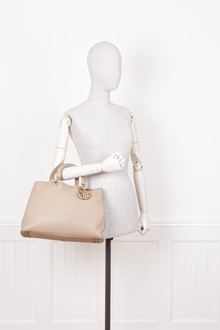 CHRISTIAN DIOR Sac Cabas Diorissimo Beige