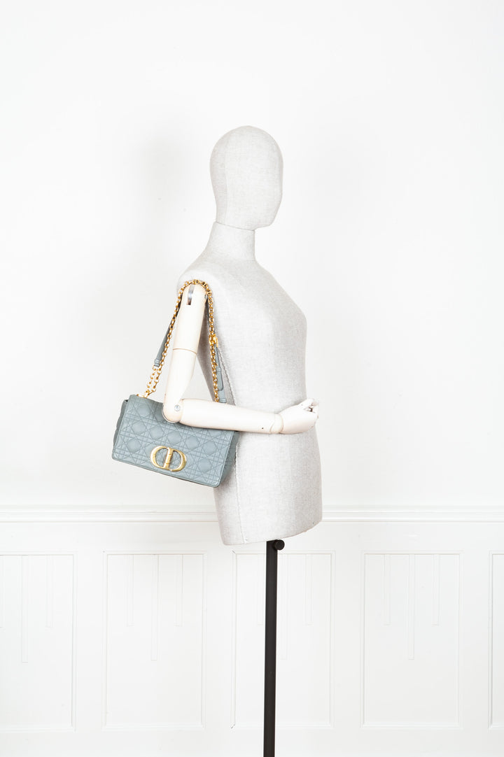 CHRISTIAN DIOR Sac Caro moyen Gris