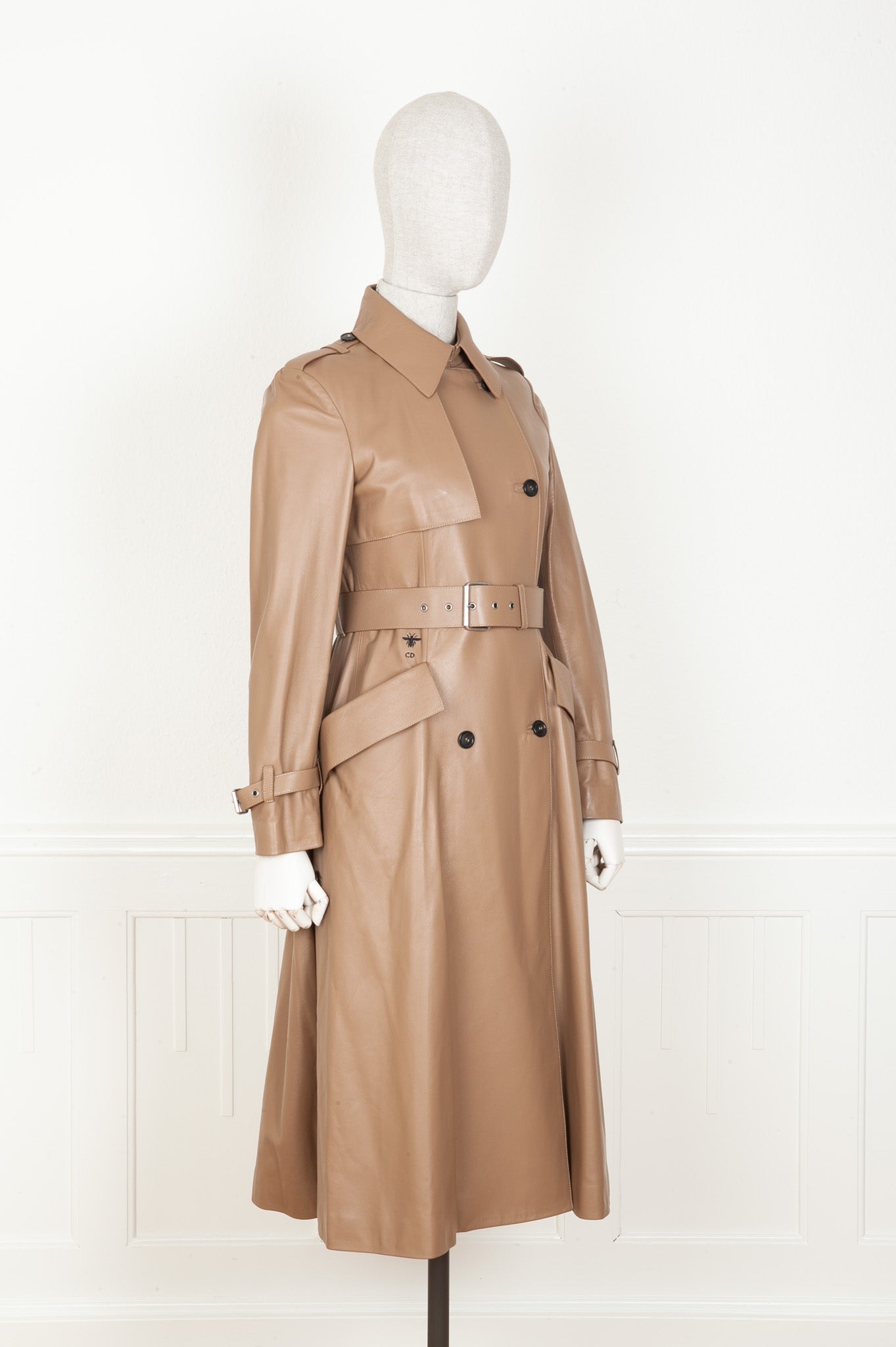 CHRISTIAN DIOR Leather Coat Nude – REAWAKE